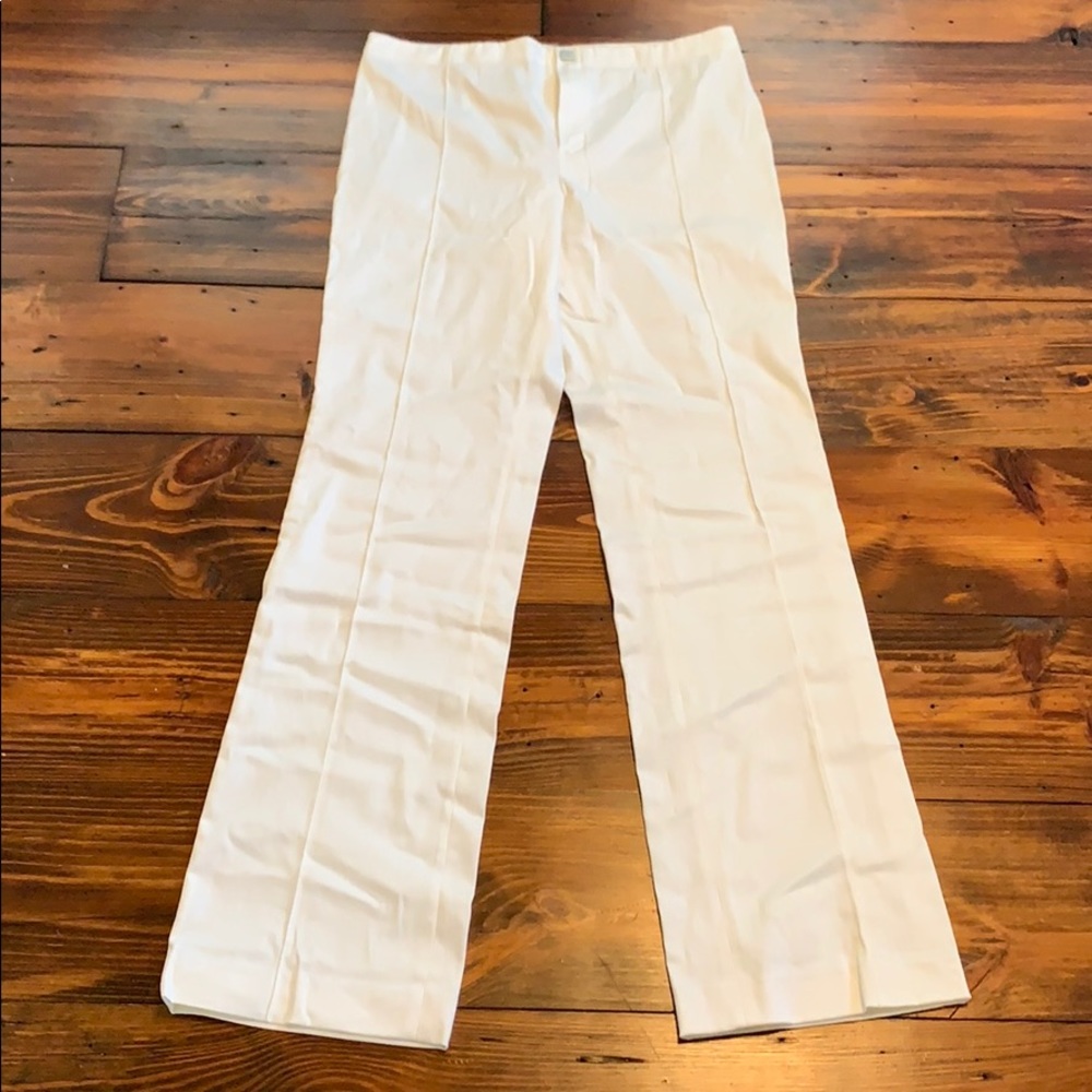 Wide leg white pant